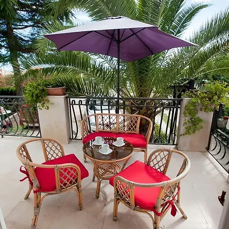 Apartman Rogic *