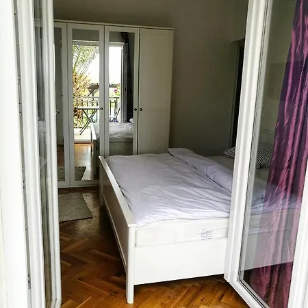 Apartman Rogic *