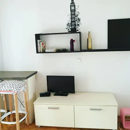 Apartman Rogic *